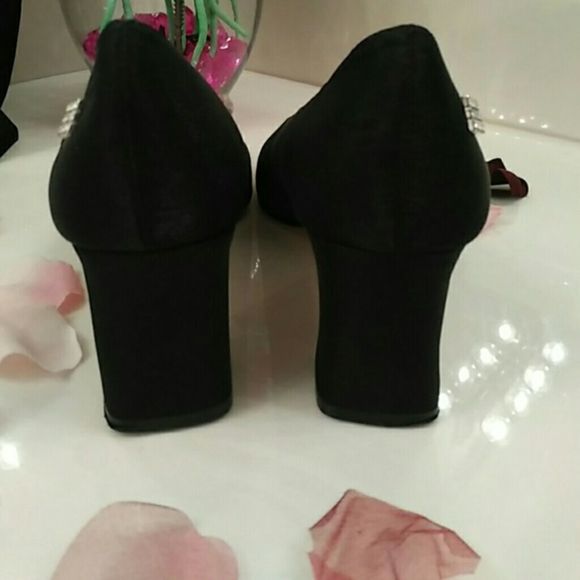 🎩 Pierre Dumas 10 sz block heels rhinestones black satin shoes for party holiday - Picture 11 of 13